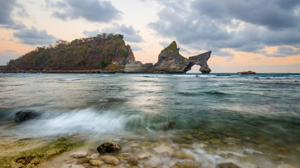 East Nusa Penida Tour — Photo 1